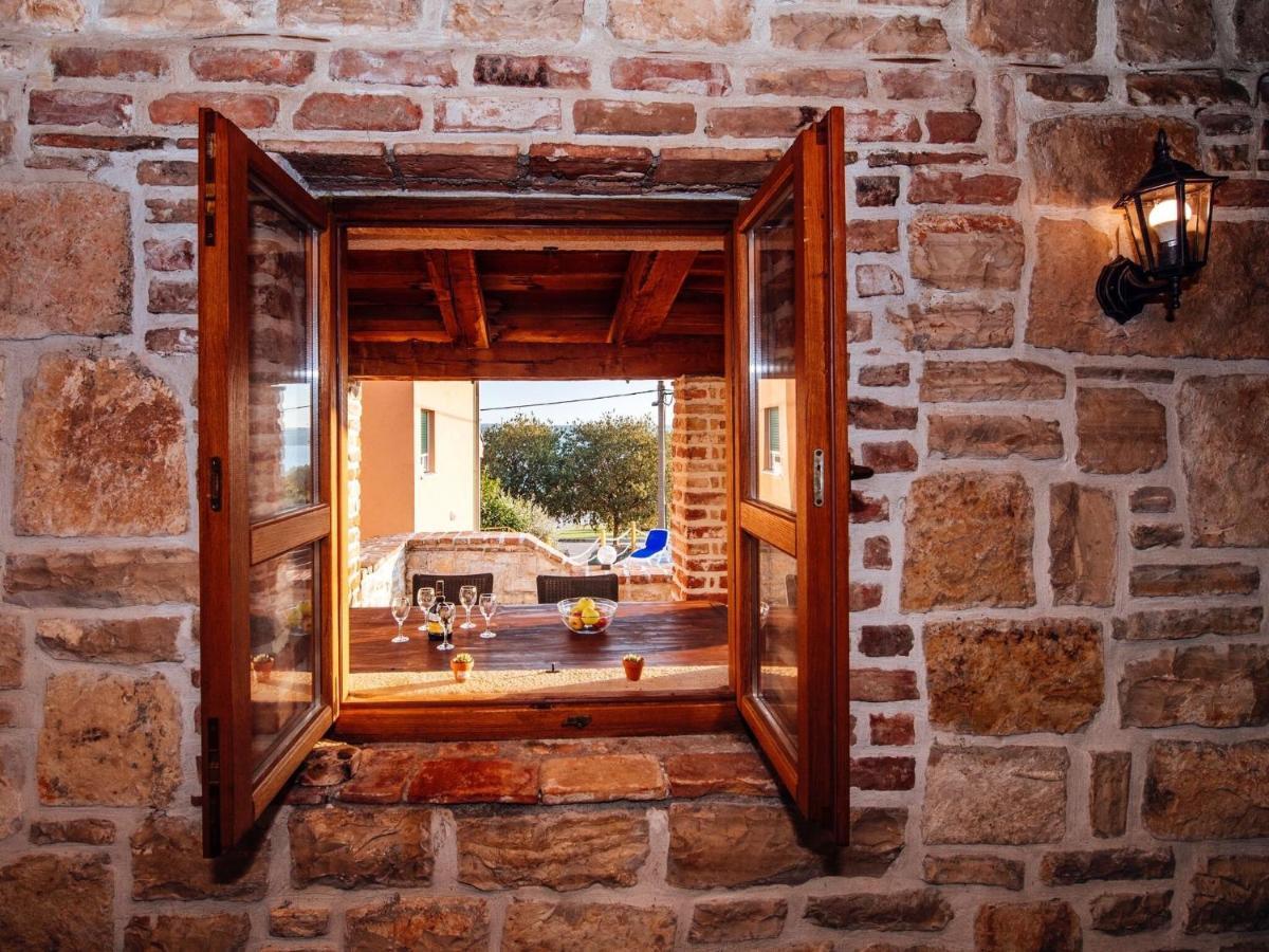 Splendid Holiday Home In Jasenice マスレニツァ エクステリア 写真